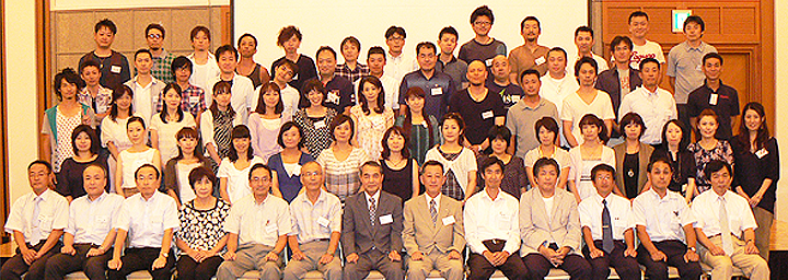 平成23年度同窓会・懇親会 全体記念写真①