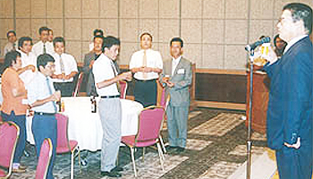 鈴木直久先生　乾杯