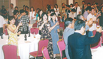 「かんぱ～い！」