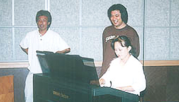 校歌斉唱しました♪