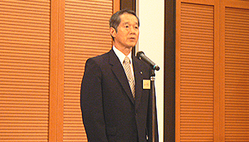 恩師へ花束贈呈