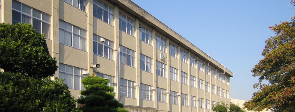 愛知県立小坂井高等学校 外観写真
